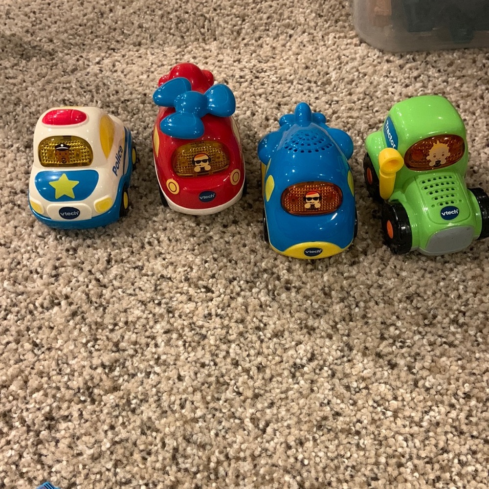 Vetch go go smart wheels cars. Police, tractor, airplane and helicopter.